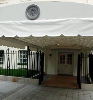 West Wing foyer entry